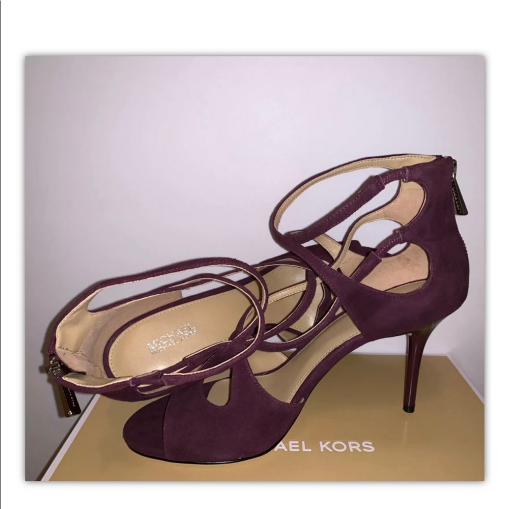 Michael Kors Chantelle Patent Damson Sandals - Picture 8 of 9